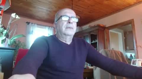 Snapshot of mauriceandre chatting on January 2026 01:46:01 PM Maurice online show from January 2026 01:46:01 PM