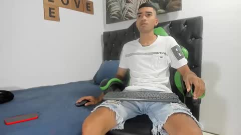 MAURICIO online show from March 2026 02:07:02 AM