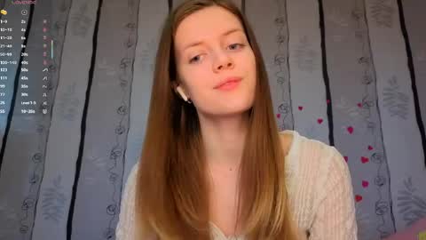 Snapshot of maurineneverman chatting on June 2026 08:09:02 AM Lucy online show from June 2026 08:09:02 AM