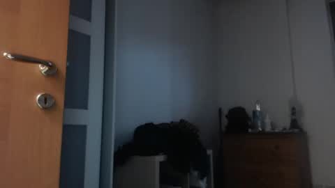 mauro1971 online show from October 2025 07:03:02 AM