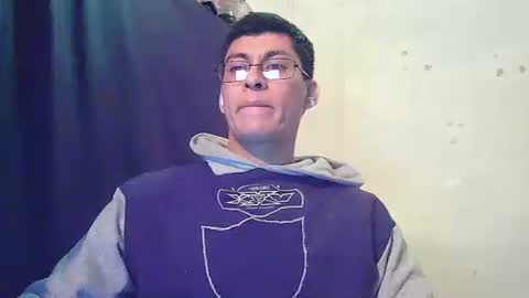 Snapshot of maurodirty chatting on February 2026 05:28:01 AM Mauro online show from February 2026 05:28:01 AM