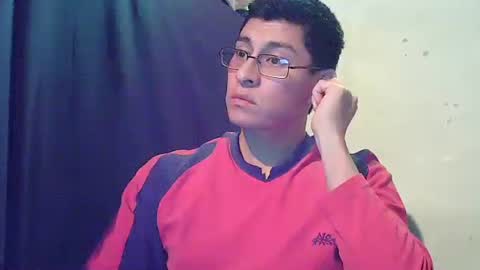 Snapshot of maurodirty chatting on February 2026 06:52:02 AM Mauro online show from February 2026 06:52:02 AM