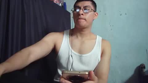 Snapshot of maurodirty chatting on March 2026 07:10:02 PM Mauro online show from March 2026 07:10:02 PM