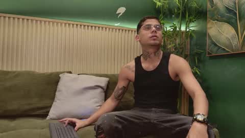 mauromaster10 online show from January 2026 04:05:02 AM