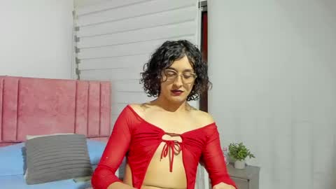 Snapshot of maverick_angel chatting on April 2026 04:45:01 PM Maverick online show from April 2026 04:45:01 PM