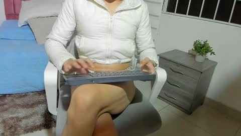 Snapshot of maverick_angel chatting on April 2026 05:09:02 PM Maverick online show from April 2026 05:09:02 PM