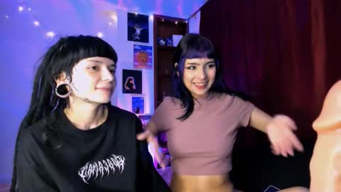 mavimist_ online show from February 2026 01:01:02 AM