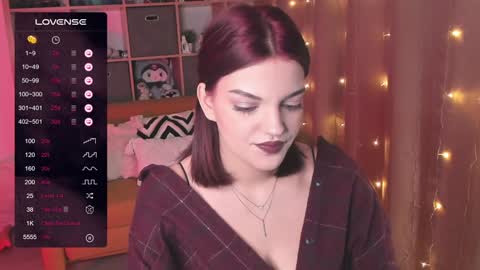 Mavis online show from December 2024 10:09:02 PM