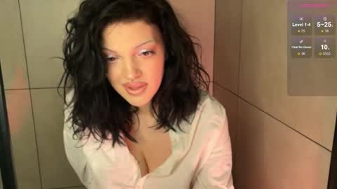 Mavis online show from February 2026 10:26:02 PM