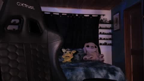 Snapshot of mavis_fuentes chatting on December 2024 01:58:02 AM Hilary online show from December 2024 01:58:02 AM