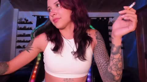 Snapshot of mavis_fuentes chatting on January 2025 01:58:02 AM Hilary online show from January 2025 01:58:02 AM