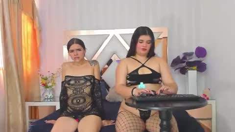 MavyANDElizabeth online show from October 2025 08:20:02 PM