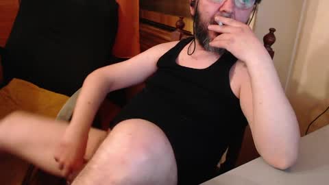 Max online show from April 2026 09:52:01 PM