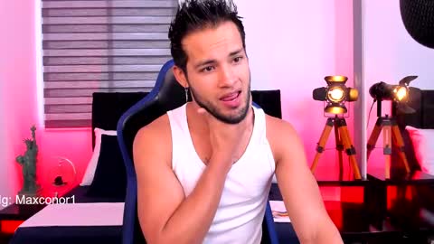 Max Conor online show from March 2025 11:29:02 AM