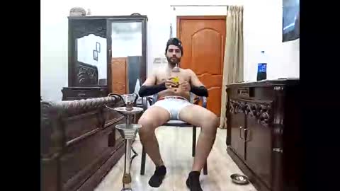 max_crushal online show from May 2026 01:51:01 PM
