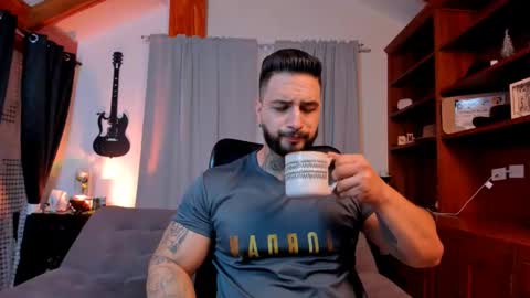 max D. online show from January 2025 10:17:02 PM