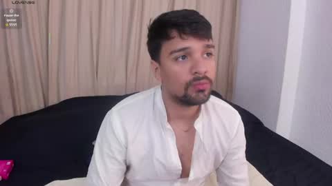 Snapshot of max_ed chatting on June 2026 04:02:02 AM edward online show from June 2026 04:02:02 AM