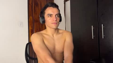 Max Lancaster online show from December 2024 12:14:02 AM