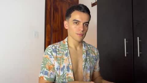 Max Lancaster online show from December 2024 10:23:02 PM