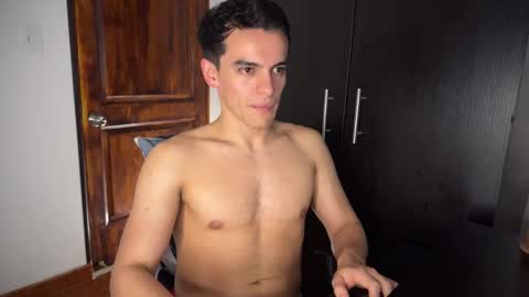 Max Lancaster online show from February 2025 11:41:01 PM