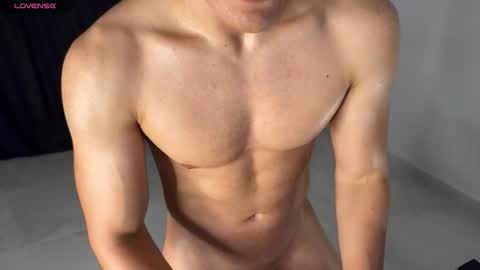 Max Lancaster online show from October 2025 05:11:01 PM