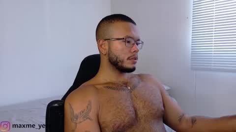 max_meyer online show from October 2025 10:06:02 PM