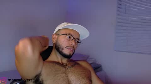 max_meyer online show from October 2025 10:40:01 PM