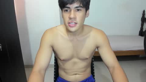 Max online show from October 2025 04:40:02 PM