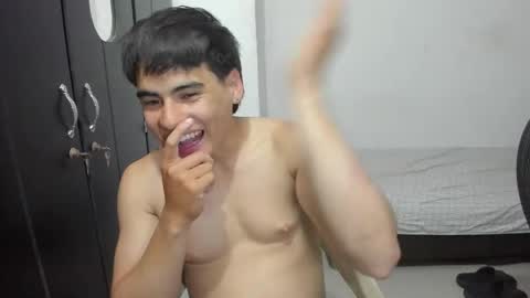 Snapshot of max_miller66 chatting on April 2026 03:06:02 AM Max online show from April 2026 03:06:02 AM