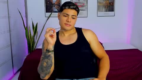 MAX MIULLER online show from October 2025 01:54:02 PM