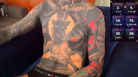 Snapshot of max_reaves chatting on December 2024 02:25:02 AM online show from December 2024 02:25:02 AM