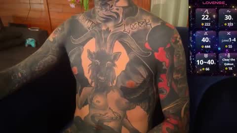 Snapshot of max_reaves chatting on December 2024 06:11:02 AM online show from December 2024 06:11:02 AM