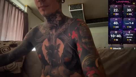 Snapshot of max_reaves chatting on December 2024 07:29:02 AM online show from December 2024 07:29:02 AM