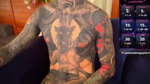 Snapshot of max_reaves chatting on December 2024 07:29:01 AM online show from December 2024 07:29:01 AM