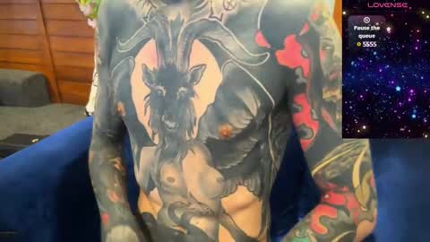 Snapshot of max_reaves chatting on December 2024 06:21:02 AM online show from December 2024 06:21:02 AM