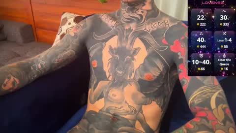 Snapshot of max_reaves chatting on December 2024 02:49:02 AM online show from December 2024 02:49:02 AM