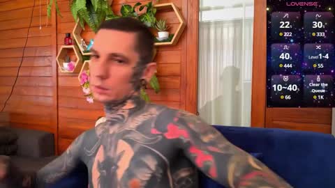 Snapshot of max_reaves chatting on December 2024 01:57:02 AM online show from December 2024 01:57:02 AM