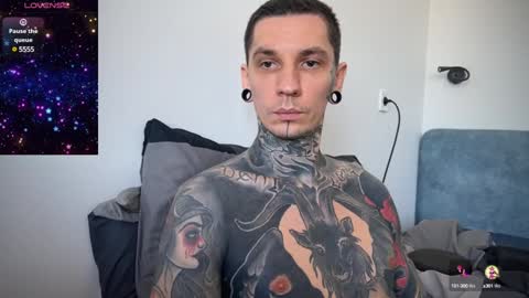 Snapshot of max_reaves chatting on February 2025 07:47:01 AM online show from February 2025 07:47:01 AM