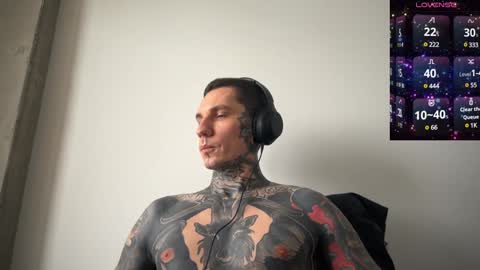 Snapshot of max_reaves chatting on February 2025 07:04:02 AM online show from February 2025 07:04:02 AM