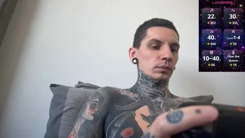 Snapshot of max_reaves chatting on February 2025 11:10:02 AM online show from February 2025 11:10:02 AM