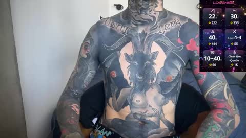 Snapshot of max_reaves chatting on February 2025 07:02:02 AM online show from February 2025 07:02:02 AM