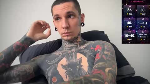 Snapshot of max_reaves chatting on March 2025 07:19:02 AM online show from March 2025 07:19:02 AM