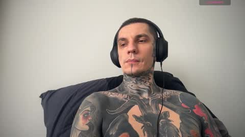 Snapshot of max_reaves chatting on March 2025 10:24:02 AM online show from March 2025 10:24:02 AM