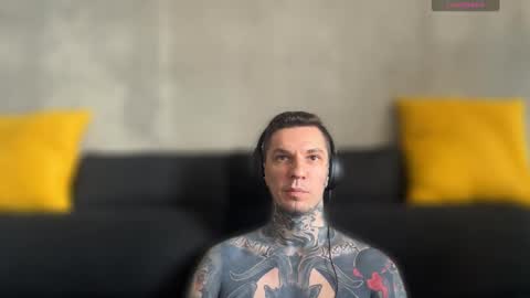 Snapshot of max_reaves chatting on September 2025 07:08:01 AM online show from September 2025 07:08:01 AM