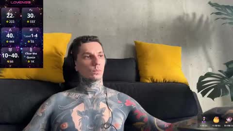 Snapshot of max_reaves chatting on September 2025 06:39:02 AM online show from September 2025 06:39:02 AM