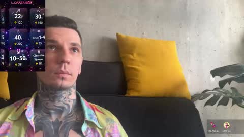 Snapshot of max_reaves chatting on November 2025 05:28:02 AM online show from November 2025 05:28:02 AM