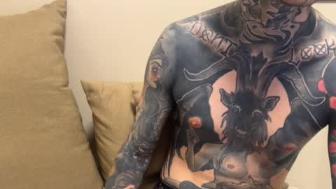 Snapshot of max_reaves chatting on February 2026 04:57:01 AM online show from February 2026 04:57:01 AM