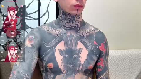 Snapshot of max_reaves chatting on March 2026 06:35:02 AM online show from March 2026 06:35:02 AM