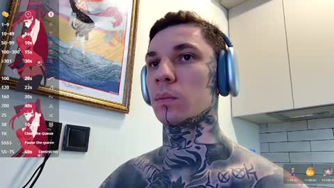 Snapshot of max_reaves chatting on April 2026 06:10:02 AM online show from April 2026 06:10:02 AM