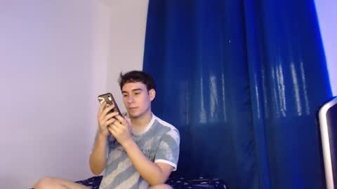 max_snow1616 online show from November 2025 05:15:02 PM